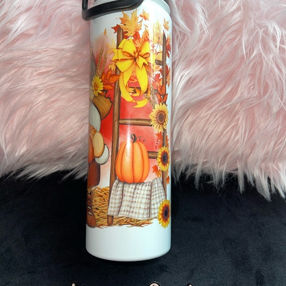 Hello Pumpkin - Picture 3 of 4